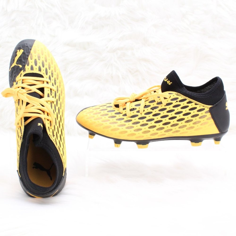 *Pre-Owned, Lightly Worn**GUC-* (SEE PHOTOS FOR C